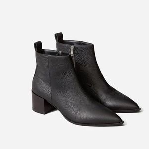 Everlane Boss Boots Pebbled Leather - Size 8.5
